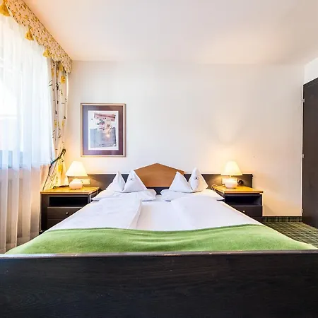 מלון Alphotel Stocker Alpine Wellnesshotel