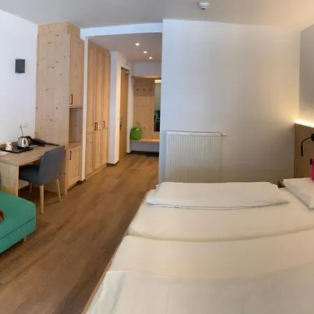 Alphotel Stocker Alpine Wellnesshotel מלון קמפו טורס